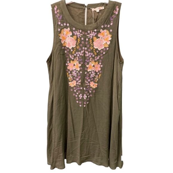 ANDREE By UNIT Embroidered Tunic Sleeves Dress - Picture 1 of 5